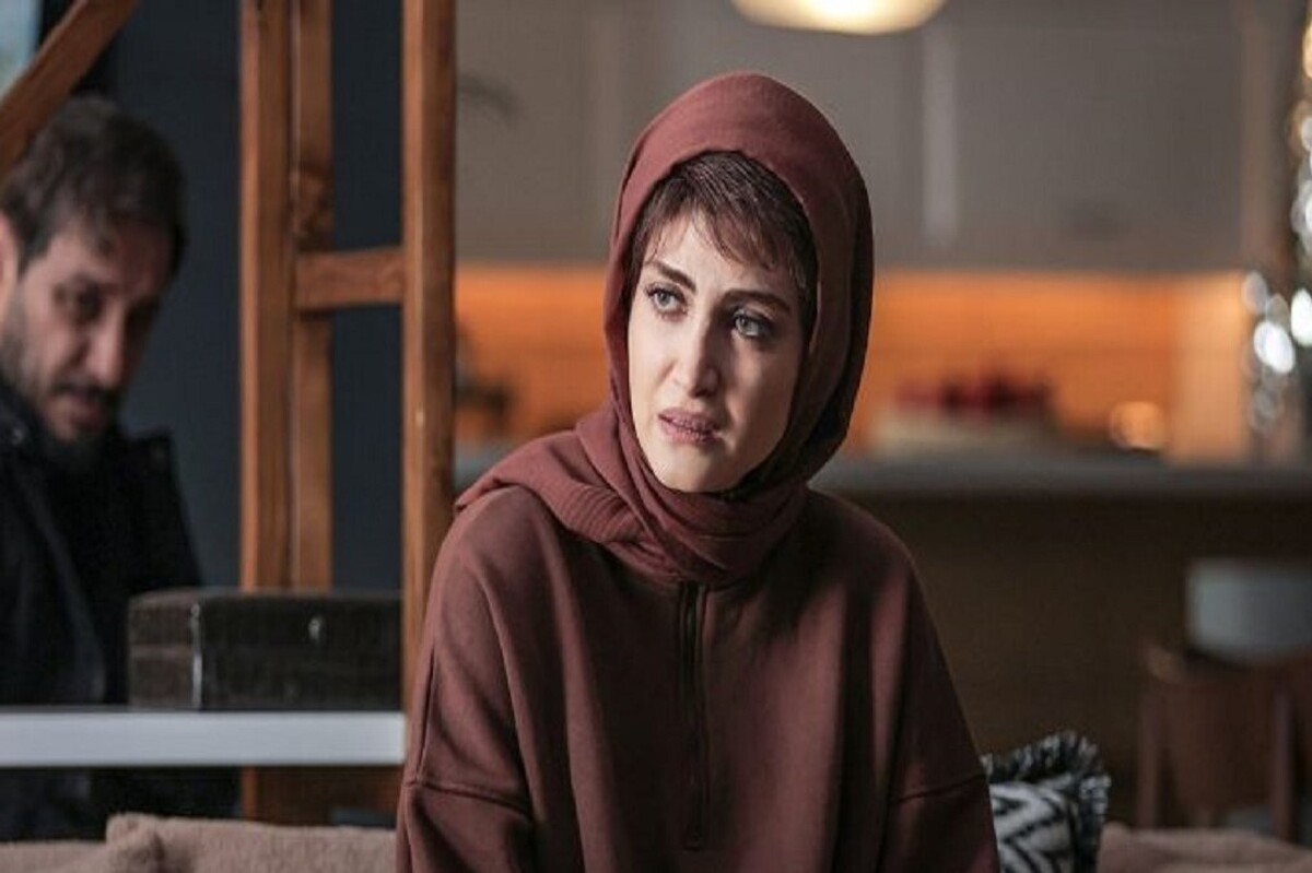 قرار است نمایشی به کارگردانی الناز ملک در تماشاخانه ملک روی صحنه می‌رود.