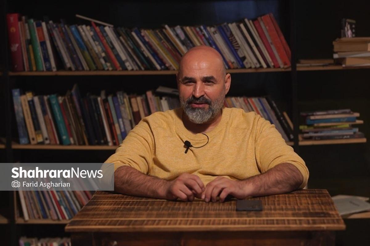 علی مشهدی گفت: سریال نوروز رنگی برایم جایگاه خاصی دارد. همه‌چیز آن درست بود؛ از تدوین گرفته تا بازی‌ها و هماهنگی عوامل و این سریال هم از آن دسته کار‌هایی است که فکر می‌کنم دیگر به‌سختی بتوانم مشابهش را تکرار کنم.