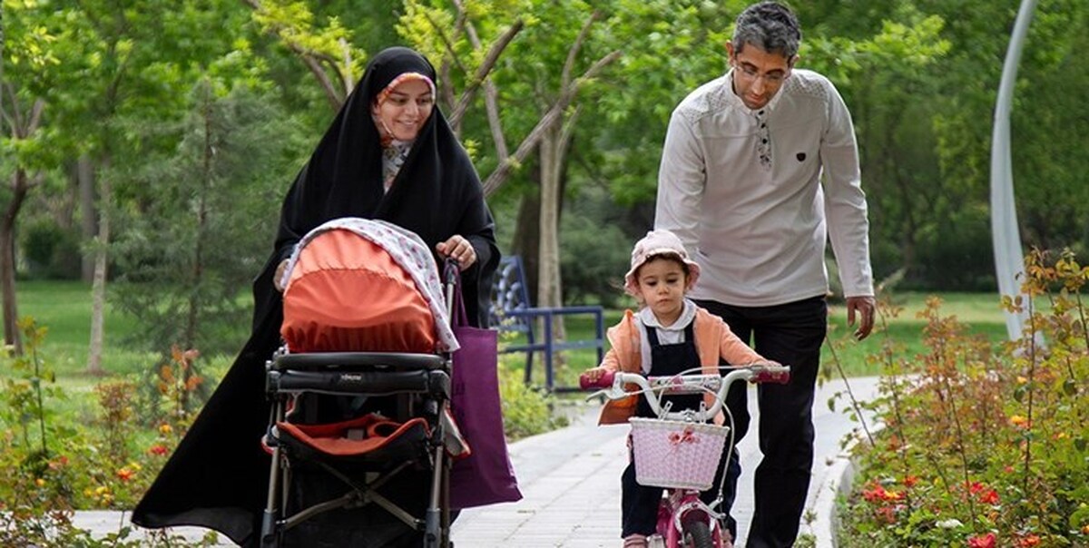 شاید تعجب کنید، اما برخی از تفریحات در زندگی خانوادگی وجود دارند که دختر خانواده بیش از سایر اعضای این نهاد مهم به آن نیاز دارد.