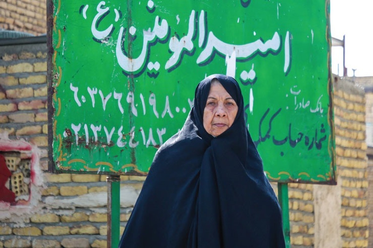 گفت‌و‌گو با مادر شهیدی که تمام زندگی خود را وقف کرده است| واقف تمام عیار