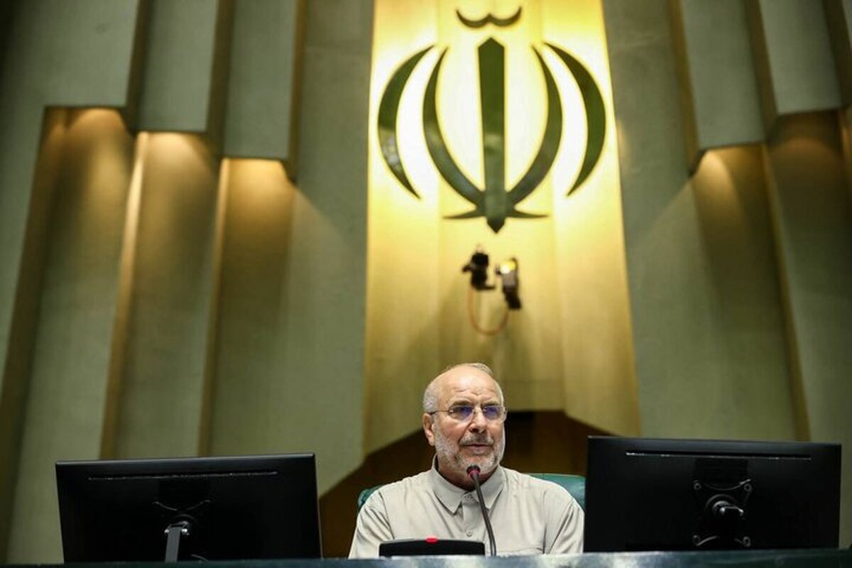 رئیس مجلس شورای اسلامی گفت: دوات و مجلس مکلف به توجه به قانون برنامه هفتم هستند، چرا که راه‌حل هر مشکلی در این قانون وجود دارد.