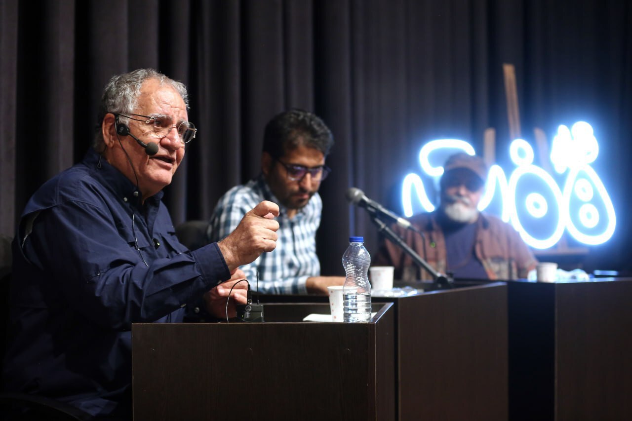 غفلت سینمای ایران از نوجوانان قهرمان دفاع مقدس غفلت سینمای ایران از نوجوانان قهرمان دفاع مقدس