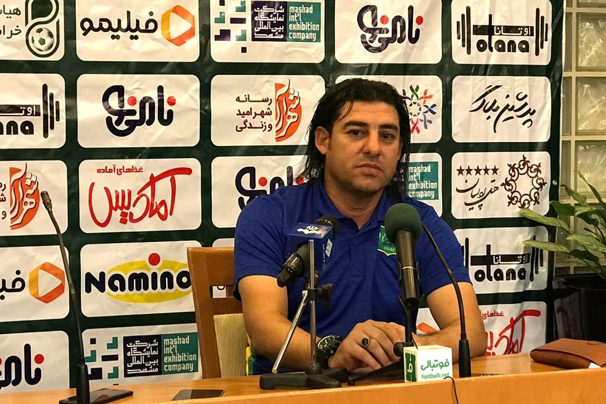 مدیرعامل باشگاه نفت آبادان اعلام کرد که تا انتخاب سرمربی جدید این تیم تمرینات زیر نظر بهنام سراج برگزار می‌شود.