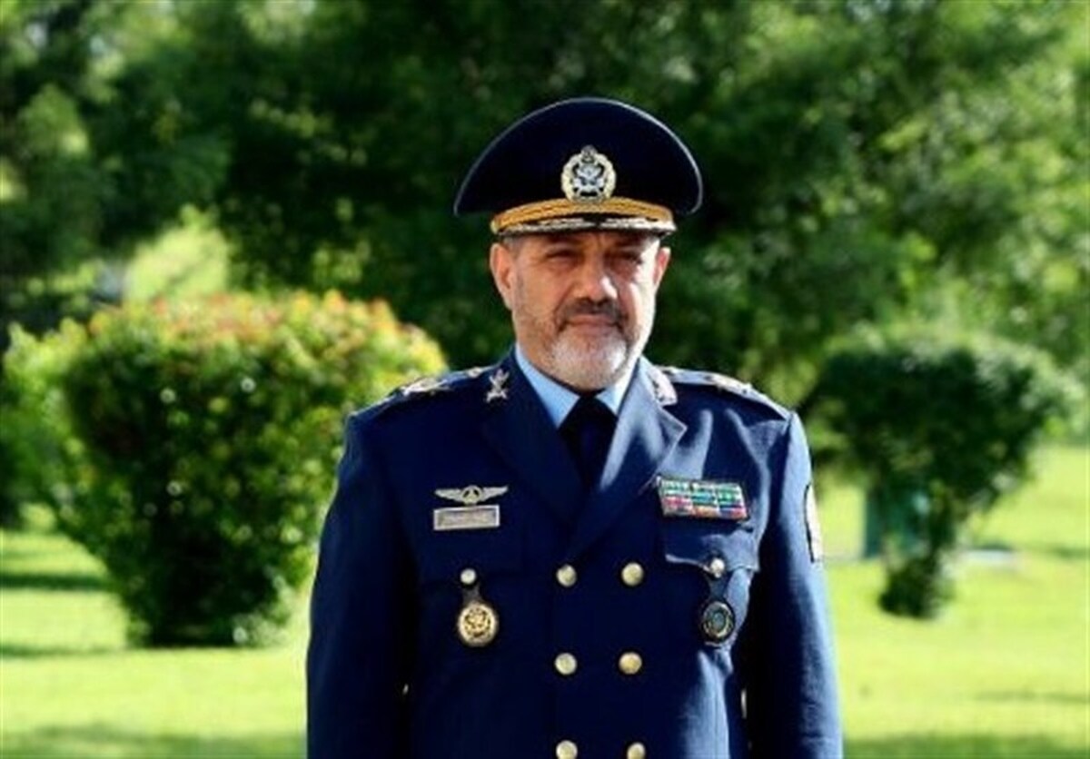 وزیر دفاع گفت: تقویت روابط دفاعی ایران و ترکیه به افزایش ثبات و امنیت در مرز‌های دو کشور کمک می‌کند.