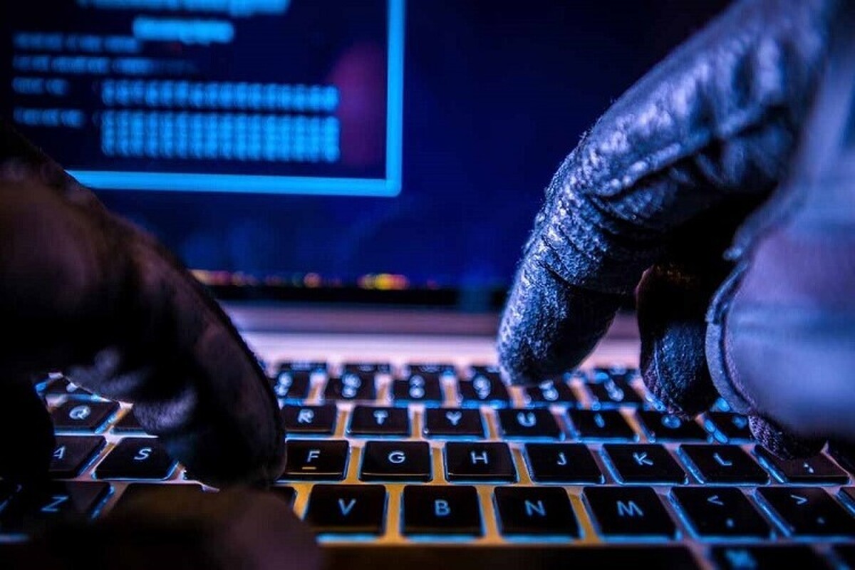 اجتماعی پلیس فتا از ظهور و گسترش یک شیوه تازه کلاهبرداری اینترنتی خبر داد؛ روشی که با سوءاستفاده از ظاهر رسمی ابلاغیه‌های قضایی و ارسال تصاویر مبهم و ناخوانا، قربانی را با ایجاد ترس و اضطراب، به کلیک روی لینک آلوده وادار می‌کند.