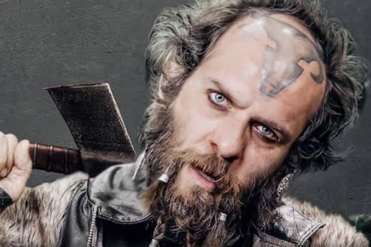 بابک حمیدیان، گرگینه شد! + عکس