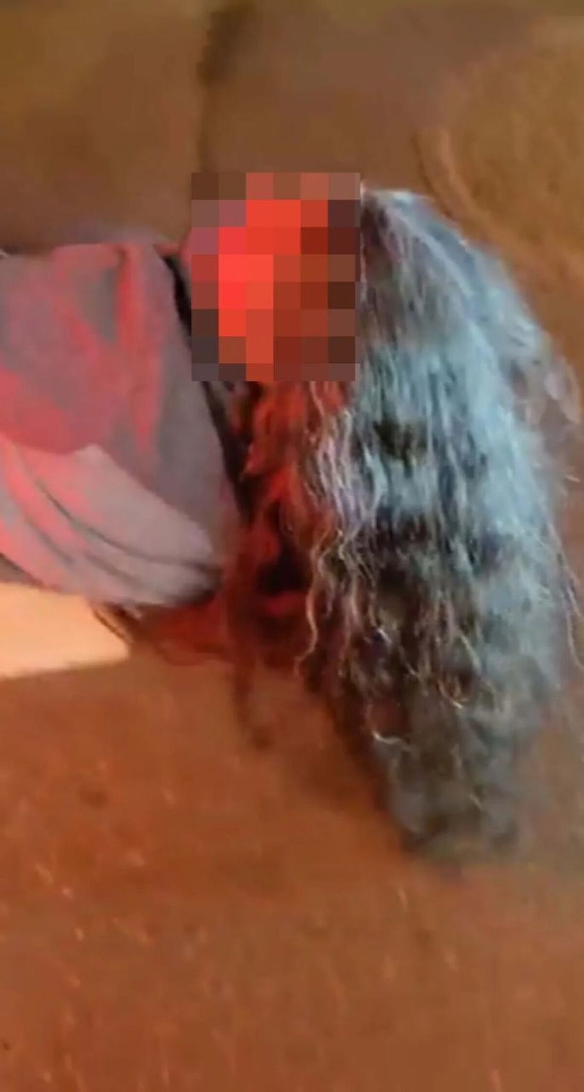 درگیری بادیگارد های «کیانو ریوز» با یک زن + عکس درگیری بادیگارد های «کیانو ریوز» با یک زن + عکس