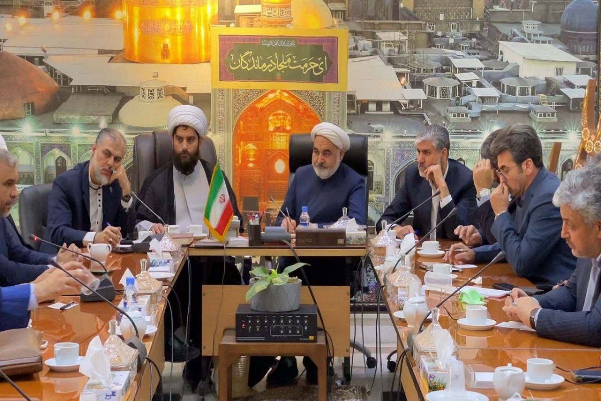 معاون فرهنگی، اجتماعی و زیارت استانداری خراسان رضوی گفت: طلاب بیش از ۸۰ کشور در مشهد تحصیل می‌کنند و می‌توانند سفیران فرهنگی جهان اسلام باشند.