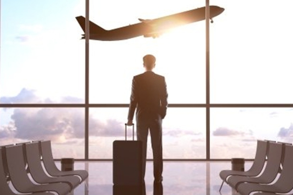 رئیس مرکز پژوهش‌های مجلس شورای اسلامی، در پیامی با بیان اینکه مهاجرت نخبگان مهلک‌ترین ضربه به ایران است، نوشت: اگر قصد افزایش حقوق اساتید جوان دانشگاه را دارید، به اندازه کافی دیر شده است.