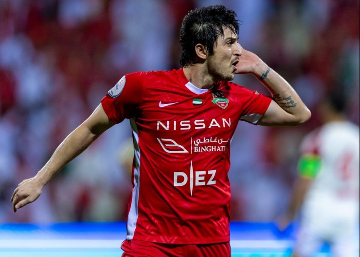 مهاجم تیم ملی فوتبال ایران و تیم شباب الاهلی به شایعه دستگیری‌اش بابت حمل کوکائین در امارات واکنش نشان داد.