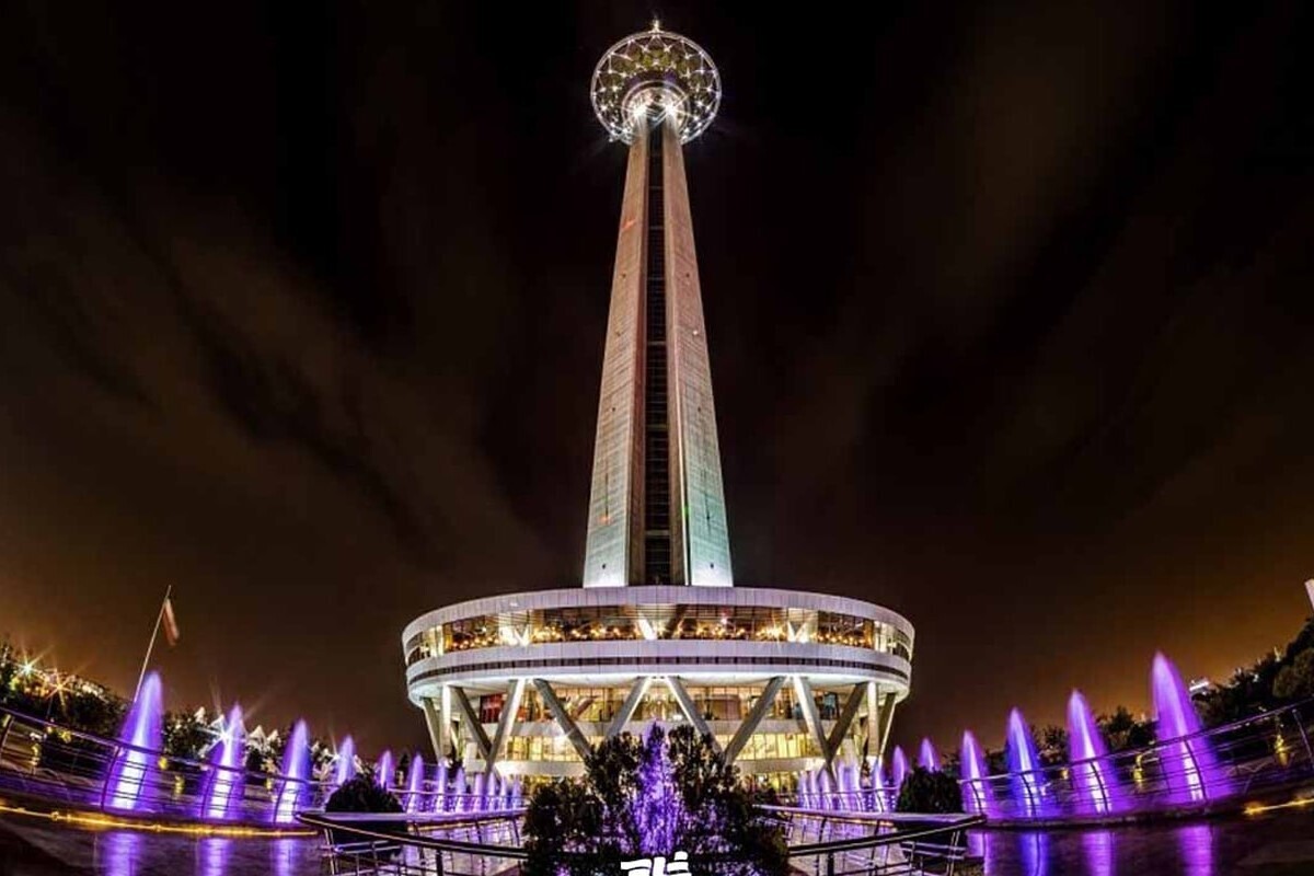 برج میلاد تهران اعلام کرد که تمامی کنسرت‌ها از آذر ماه تا پایان سال جاری لغو شده و هیچ اجرایی تا پایان سال ۱۴۰۴ در این سالن برگزار نخواهد شد.