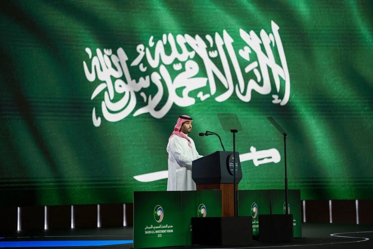 یک شخصیت نزدیک به دربار پادشاهی عربستان سعودی اعلام کرد که توافق عادی سازی روابط بین تل‌آویو و ریاض تا پایان سال جاری میلادی عملا غیرممکن و نیازمند تغییر معجزه‌آسا در اسرائیل است.