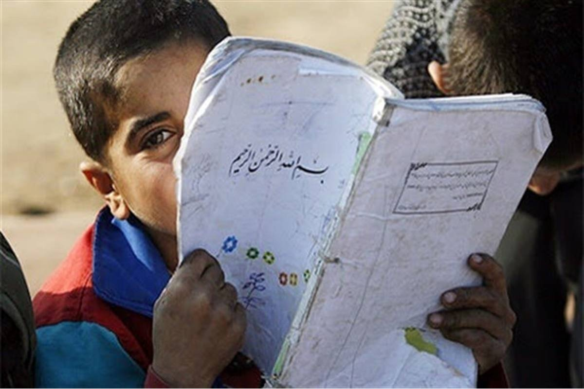 عضو کمیسیون اجتماعی مجلس گفت: دانش‌آموزان مناطق محروم حتی نمی‌توانند از آموزش‌های مجازی بهره ببرند چون به اینترنت دسترسی ندارند.