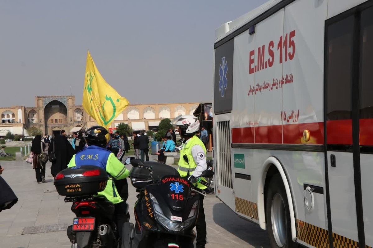 رئیس مرکز اورژانس پیش‌بیمارستانی و مدیریت حوادث دانشگاه علوم پزشکی مشهد، از استقرار تیم‌های اورژانس پیش‌بیمارستانی به‌منظور پوشش خدمات امدادی در مراسم روز ۱۳ آبان در مسیر راهپیمایی خبر داد.