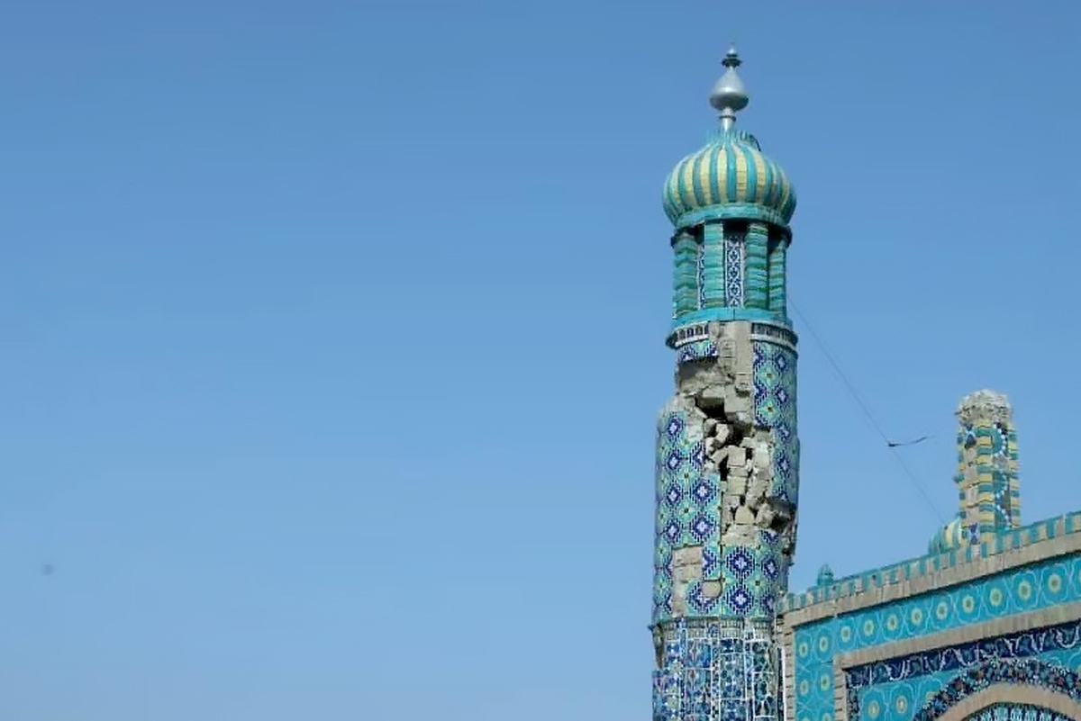 زلزله ۶/۳ ریشتری بخش‌هایی از زیارت سخی در مزارشریف را تخریب کرد | آمار دقیقی از تلفات وجود ندارد + فیلم