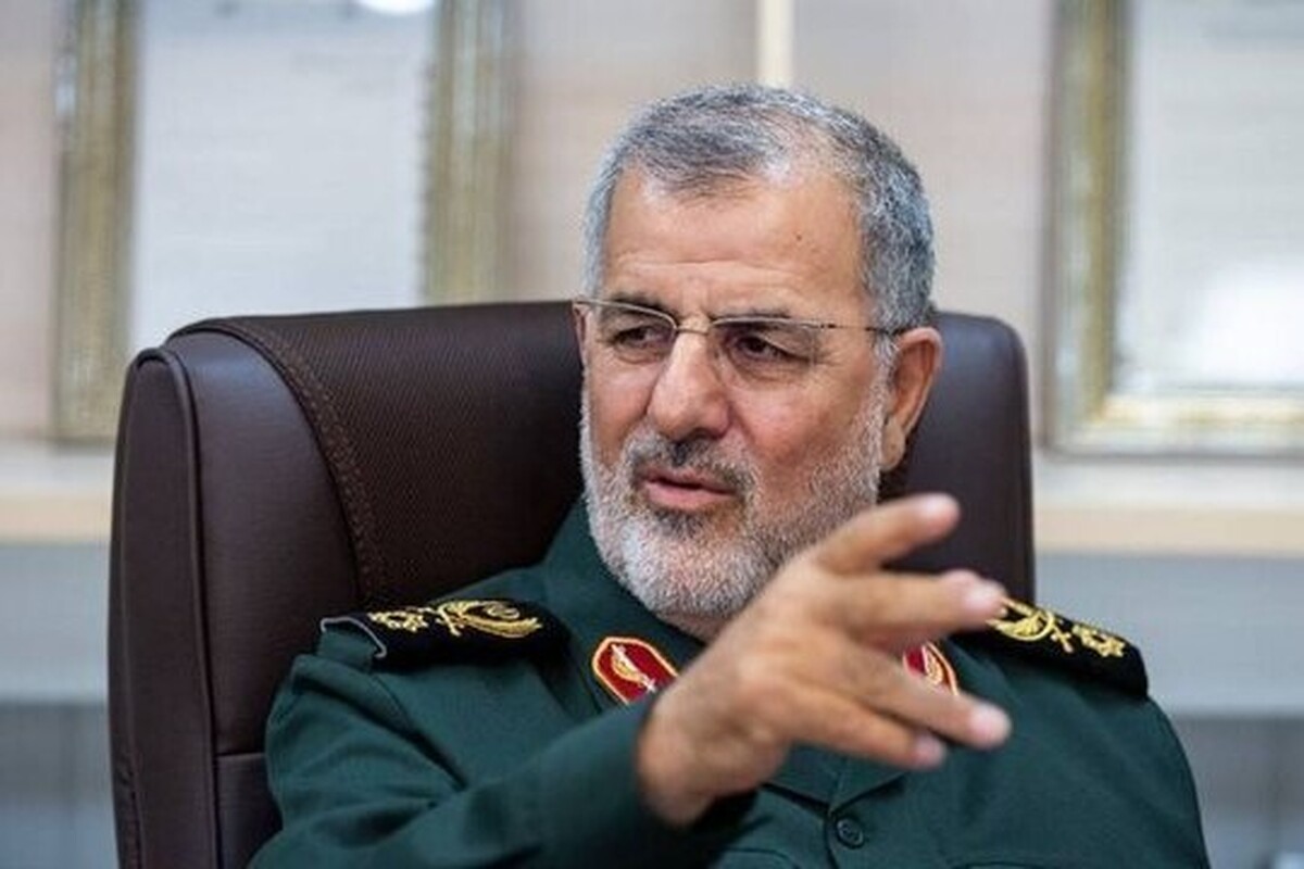 سخنگوی کمیسیون امنیت ملی و سیاست خارجی مجلس با اشاره به جلسه مشترک این کمیسیون با سردار پاکپور فرمانده سپاه گفت: در این جلسه سردار پاکپور از آمادگی کامل و حداکثری سپاه پاسداران برای مقابله با هرگونه تهدید و شرارت سخن گفت و تأکید داشت که آمادگی امروز سپاه بیشتر از دوران جنگ تحمیلی ۱۲ روزه است و نیروهای سپاه در اوج توان رزمی و عملیاتی خود قرار دارند.