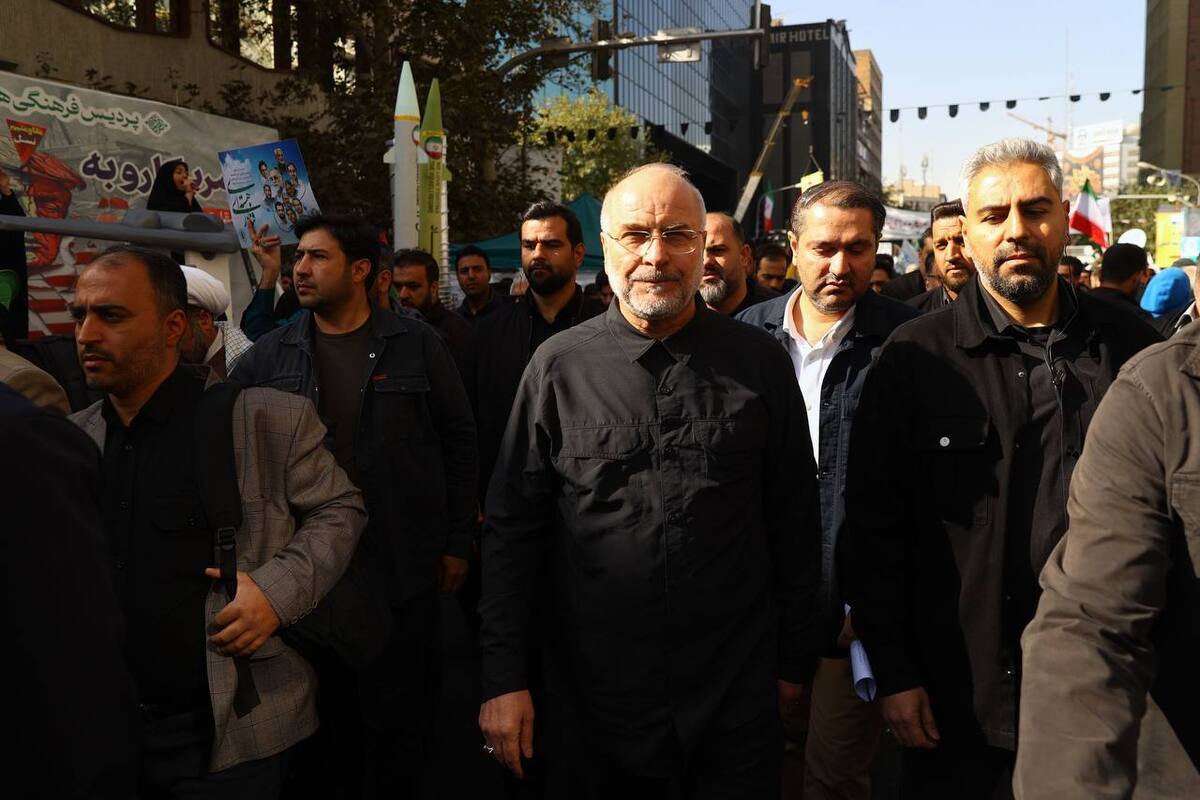 رئیس مجلس شورای اسلامی اظهار کرد: ۱۳ آبان روزی است که ملت ما با صدای بلند و یکپارچه برای همیشه اعلام کردند هرگز سلطه را نمی‌پذیریم و حتماً با سلطه‌گر، مستکبر و استکبار مبارزه خواهیم کرد.