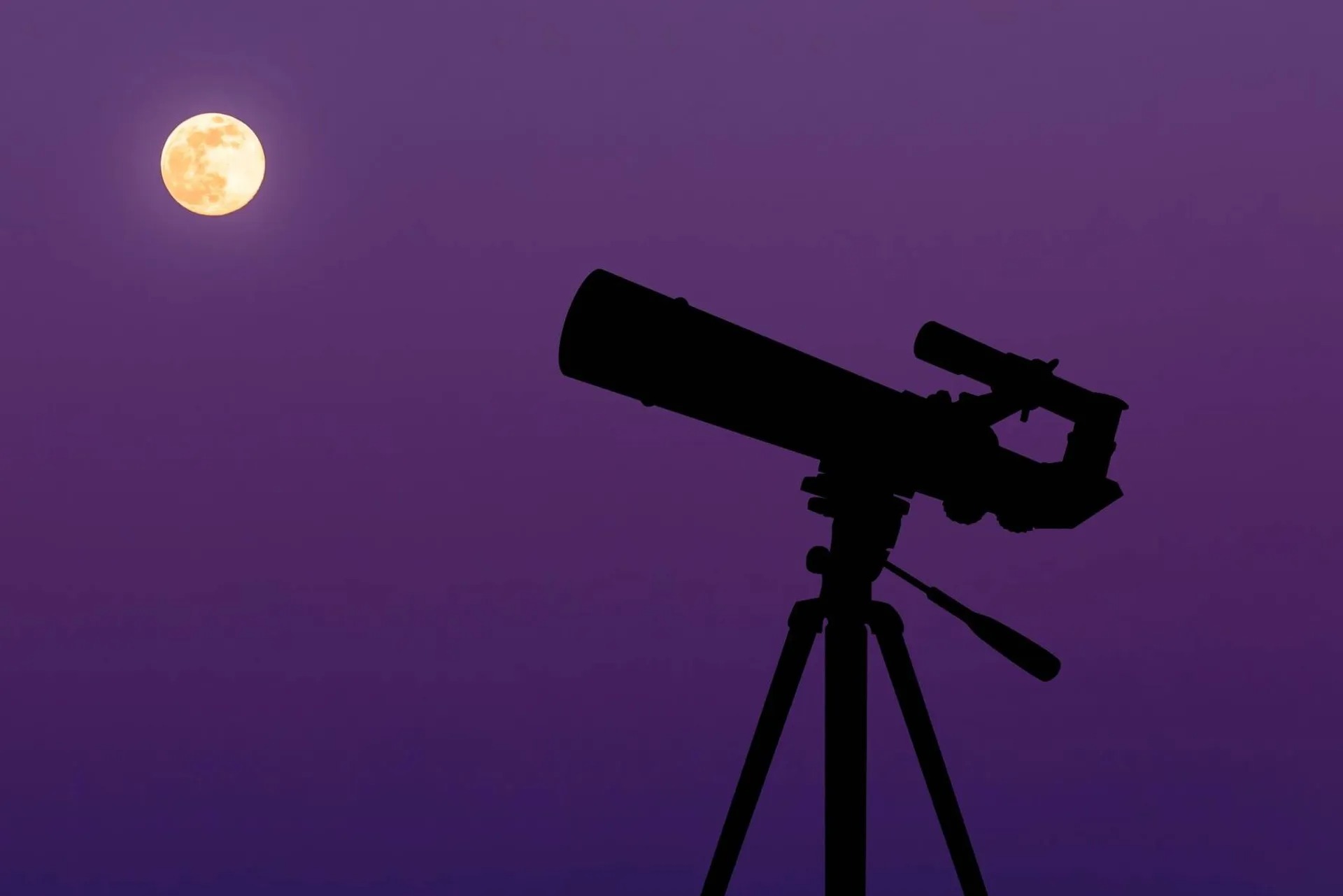 نام ماههای کامل سال: تاریخچه، معنا، ریشهشناسی و تحلیل فرهنگی ابرماهها رصد ماه کامل با تلسکوپ