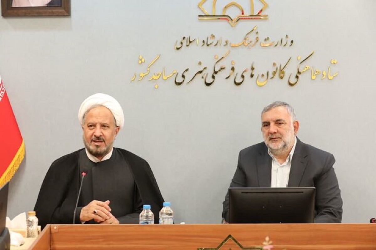 رئیس ستاد هماهنگی کانون‌های فرهنگی هنری مساجد کشور گفت: در آینده نزدیک سطح تعاملات و برنامه‌های مشترک میان ستاد و این معاونتفرهنگی وزارت ارشاد بیش از پیش افزایش می‌یابد.