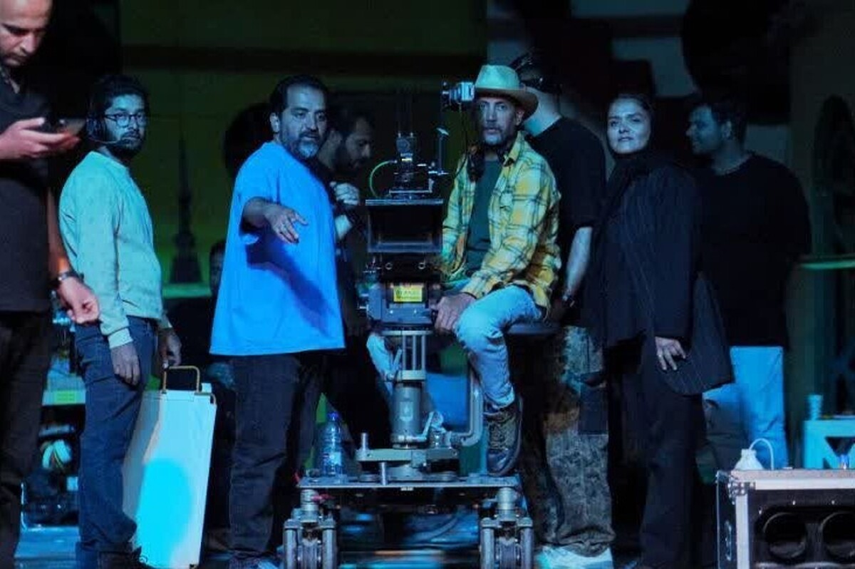 مشاور وزیر و دبیر ستاد جوانی جمعیت وزارت فرهنگ و ارشاد اسلامی، از پشت‌صحنه فیلم «کاکالوتی» بازدید کرد.