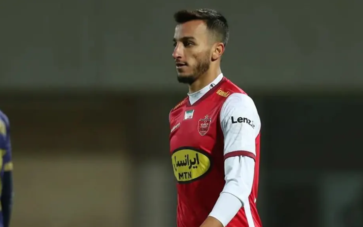 علیرضا خدادادی، بازیکن پیشین تیم پرسپولیس به طور رسمی به پیکان پیوست.