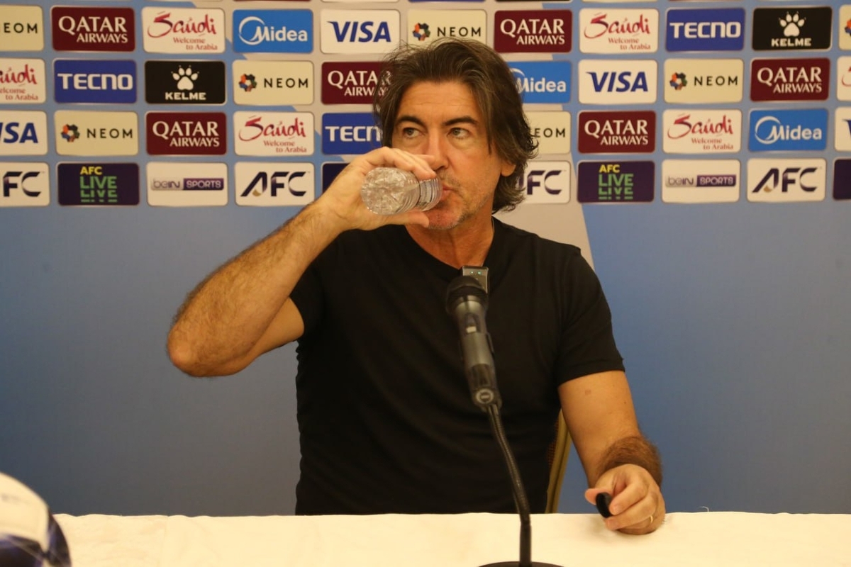 سرمربی پرتغالی استقلال با پراهمیت‌خواندن تقابل با تیم الوحدات اردن، این بازی را یک «فینال» نامید. ساپینتو معتقد است استقلال برای پیروزی، در این بازی به میدان خواهد رفت.