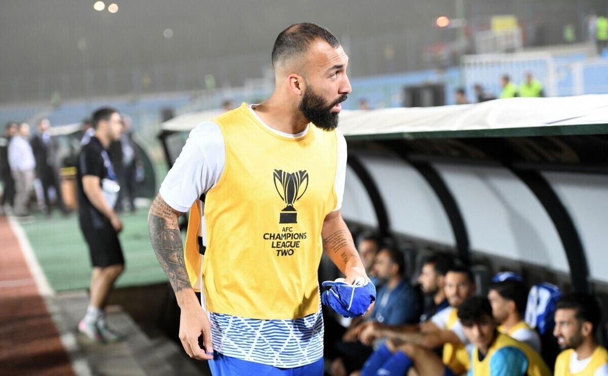 درخشش جوان‌های استقلال بیشترین ضرر را به باتجربه‌های این تیم وارد کرده است. چشمی، جلالی، رضاییان و... برای بازگشت به ترکیب اصلی دچار مشکل شده‌اند.