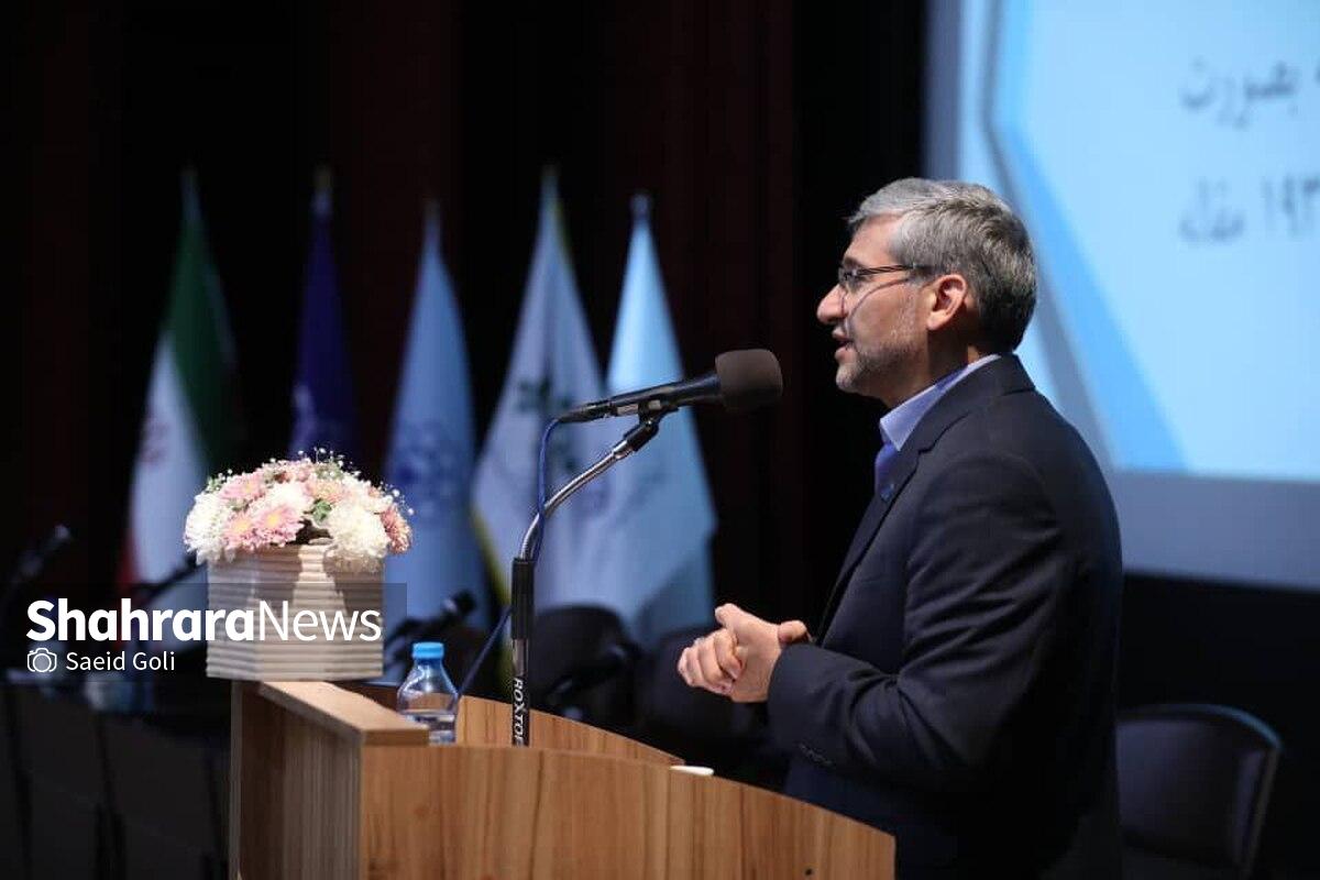 دبیر علمی کنفرانس برنامه‌ریزی و مدیریت شهری و عضو هیئت‌علمی دانشگاه فردوسی مشهد گفت: امروز پیوند مؤثری بین دانشگاه و مدیریت شهری برای برون‌رفت از مشکلات شکل گرفته است.