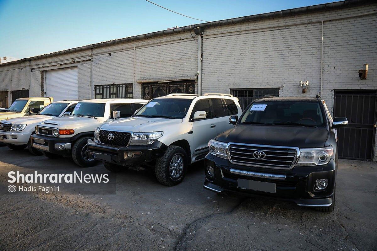 رئیس پلیس امنیت اقتصادی فراجا از کشف ۱۵۶ دستگاه خودروی خارجی قاچاق به ارزش ۸۸۵ میلیارد تومان در سه انبار و تشکیل سه پرونده برای متهمان این پرونده خبر داد.