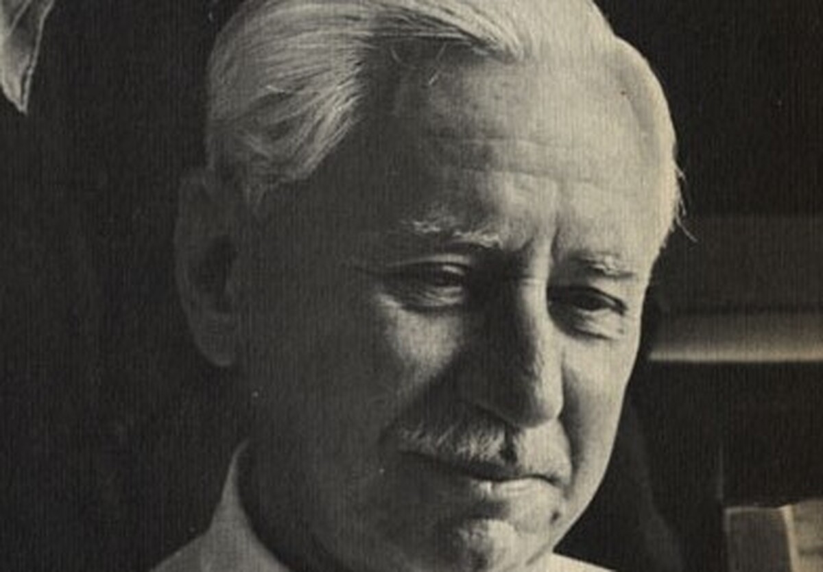 ویل دورانت مردی بود که با آثار خود، دیدگاه جهانیان را به فیلسوفان تغییر داد و موفق به تدوین آثار بزرگ و ماندگاری در جهان فلسفه شد. به بهانه سالگرد فوت او، زندگی او را مرور کردیم.