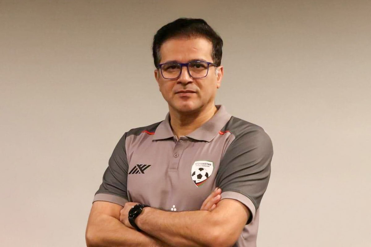 سرمربی تیم ملی فوتسال افغانستان با بیان اینکه این تیم در سال‌های اخیر رشد چشمگیری در فوتسال داشته و این رشد ناشی از حمایت‌هایی بوده که از داخل ایران صورت گرفته است، گفت: تیم‌های ملی فوتسال ایران و افغانستان در زمین رقیب و در بیرون رفیق هستند.