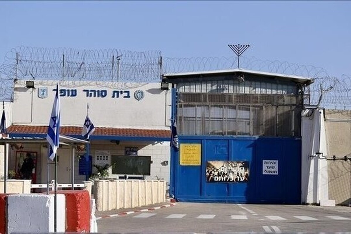 بیش از ۹۰۰۰ فلسطینی در زندان‌های اسرائیل اسیر هستند
