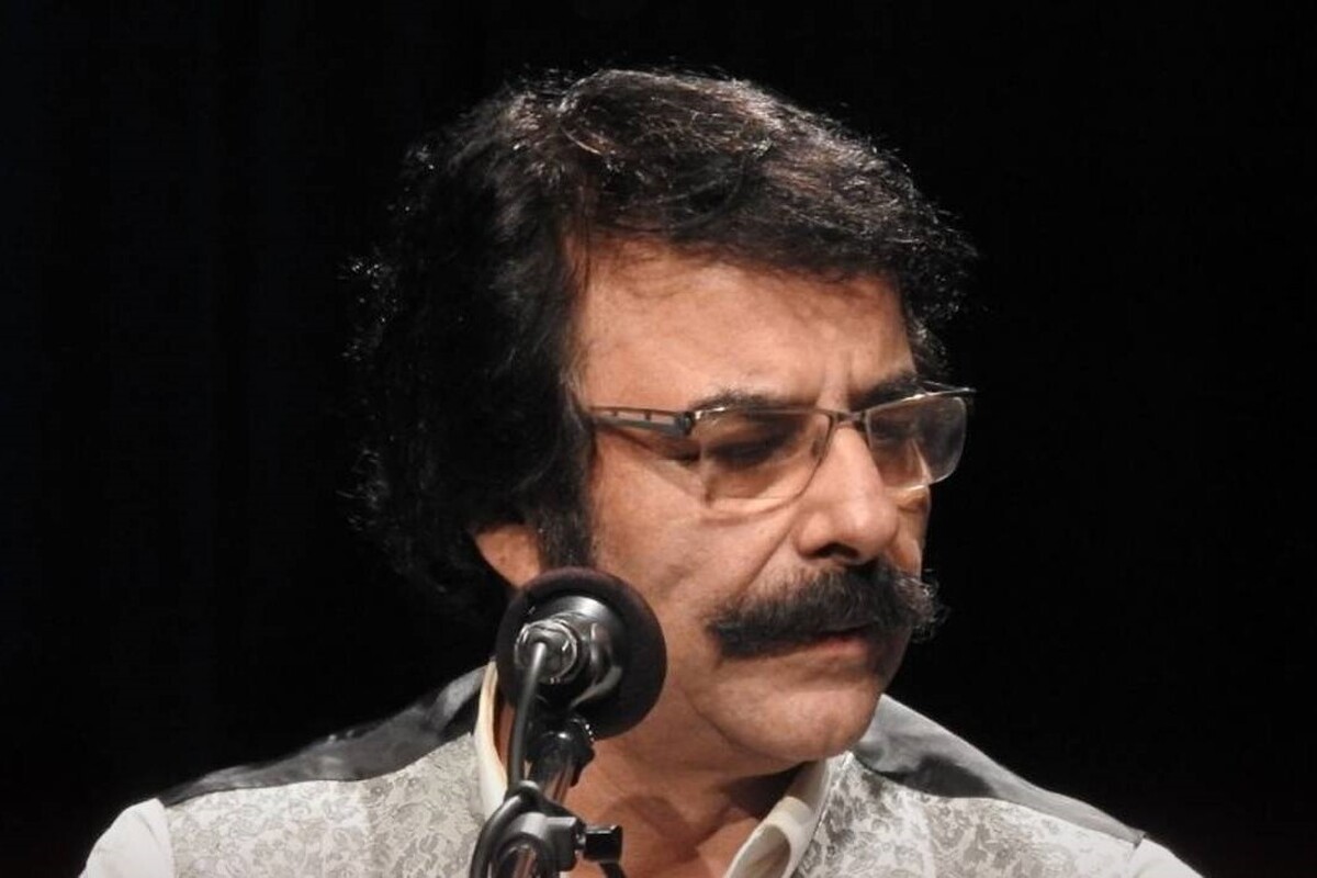 مادر علیرضا افتخاری، خواننده برجسته موسیقی کشور، دار فانی را وداع گفت.