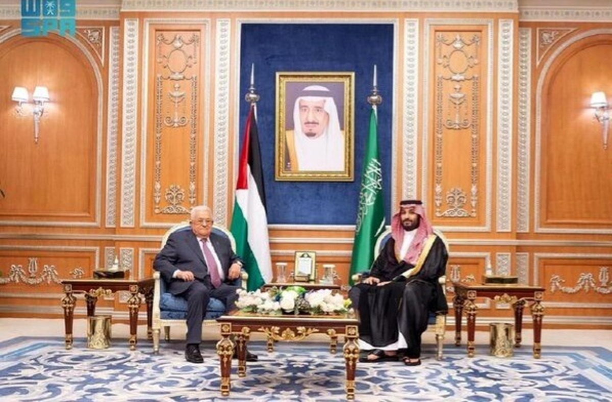 ولیعهد عربستان در پیامی به رئیس تشکیلات خودگردان فلسطین بر حمایت ریاض از مردم فلسطین و حقوق مشروع آنها تاکید کرد.