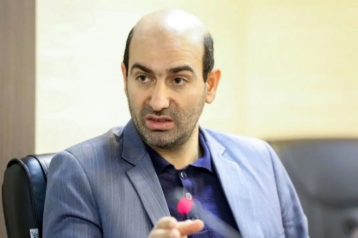 عضو کمیسیون امور داخلی کشور و شورا‌های مجلس شورای اسلامی می‌گوید که کلمه «ازدواج شرعی» را حتماً باید از قانون موجود حذف کنیم تا بتوانیم جلوی سوءاستفاده بعضی از اتباع از دختران ایرانی را بگیریم.