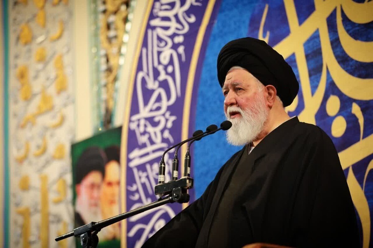 امام‌جمعه مشهد مقدس با اشاره به دو شاخصه کلیدی شخصیت مقام معظم رهبری گفت: فتنه شناسی و دشمن شناسی ایشان در موقعیت‌های سخت و بحرانی کشور همیشه باعث پیروزی انقلاب و شکست دشمنان شده است.