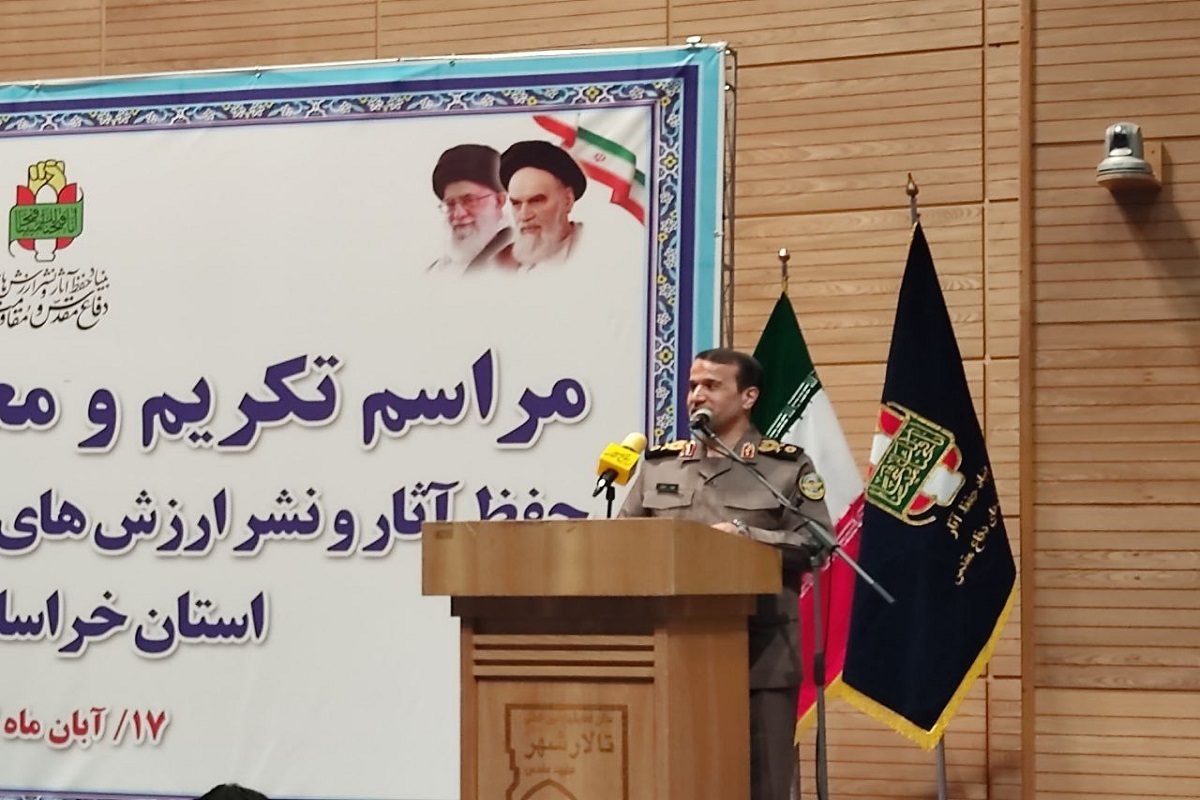 رئیس بنیاد حفظ آثار و نشر ارزش‌های دفاع مقدس کشور در مشهد گفت: موزه دفاع مقدس در خراسان رضوی و مشهد، شاهکار شهرداری و شورای اسلامی شهر مشهد است که در این زمینه همکاری جدی داشتند.