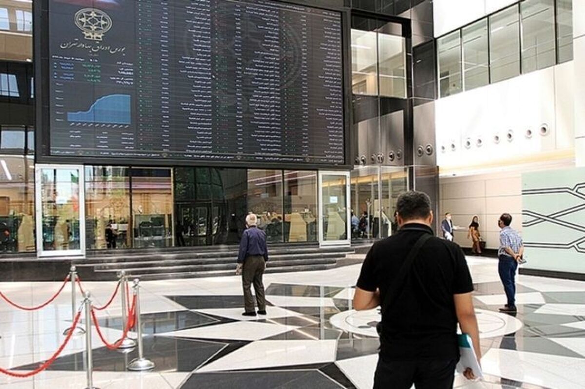 شاخص اصلی بازار سهام اوایل هفته گذشته به سقف تاریخی خود رسید؛ اما پس از آن، رفت‌وآمد‌های بسیاری را به خود دیده است که می‌تواند نشانه‌ای از کف‌سازی برای صعود به قله‌های جدید باشد.