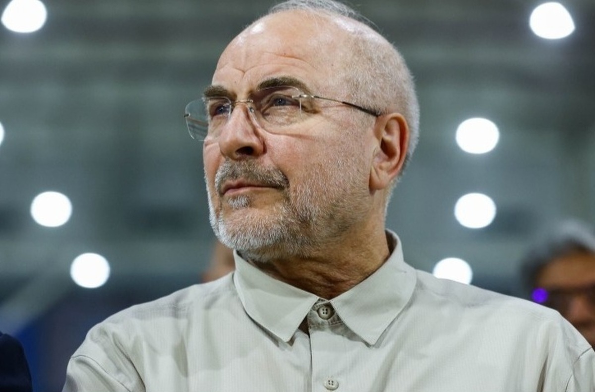 رئیس مجلس در جریان سفر به پاکستان با فرمانده ارتش این کشور ملاقات کرد.