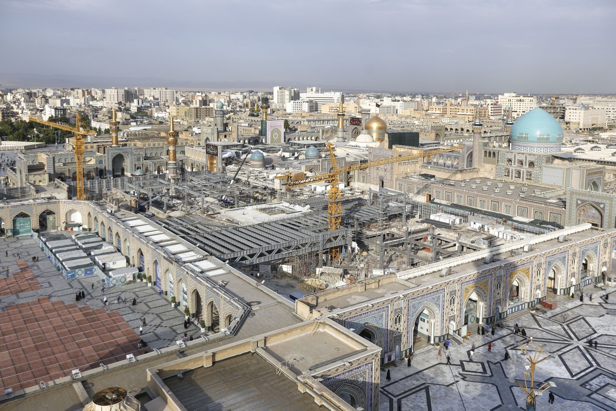 پروژه زیرسطحی امام حسین (ع) در حرم مطهر رضوی به پیشرفت ۷۷ درصدی رسید.