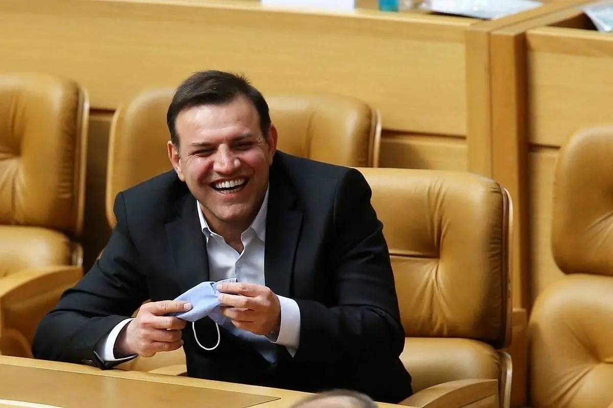 عزیزی خادم گزینه مدیرعاملی استقلال شد