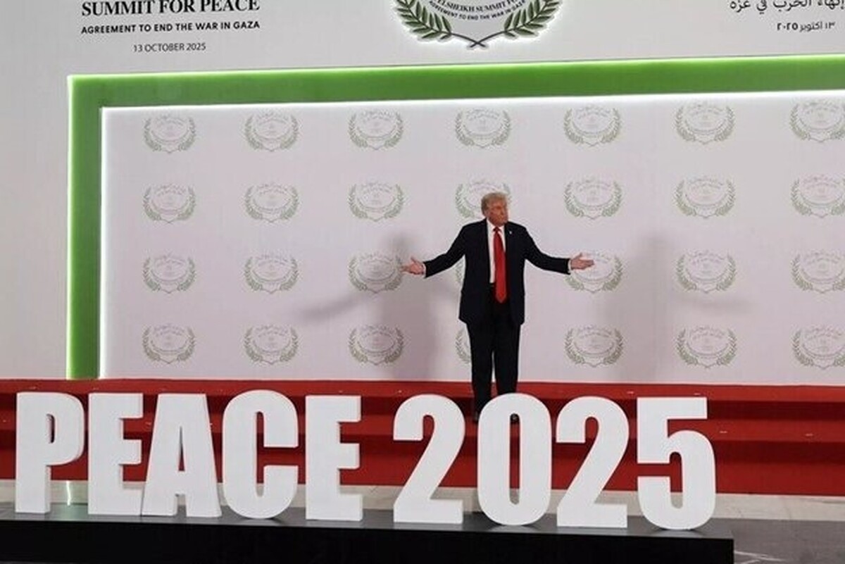 فایننشال تایمز اعلام کرد که کشور‌های عربی با طرح آمریکا برای بازسازی نوار غزه با شرط و شروط واشنگتن مخالفند و از اختصاص بودجه خود برای این منظور خودداری کرده‌اند.فایننشال تایمز اعلام کرد که کشور‌های عربی با طرح آمریکا برای بازسازی نوار غزه با شرط و شروط واشنگتن مخالفند و از اختصاص بودجه خود برای این منظور خودداری کرده‌اند.