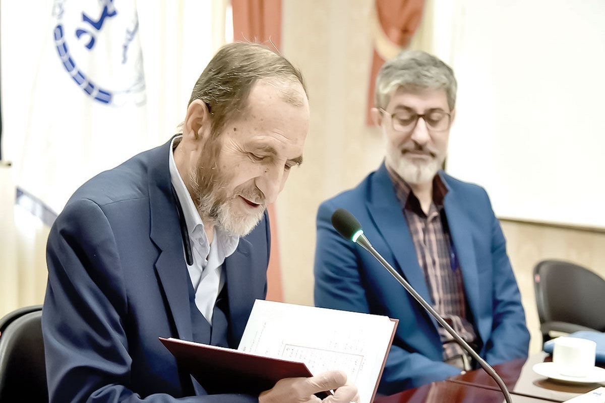 به همت مرکز امور قرآنی آستان قدس رضوی، مراسم چهلم «غلام‌عباس سرشور خراسانی»، استاد برجسته قرآن، امروز (۱۸ آبان ۱۴۰۴) در حرم مطهر رضوی برگزار می‌شود.