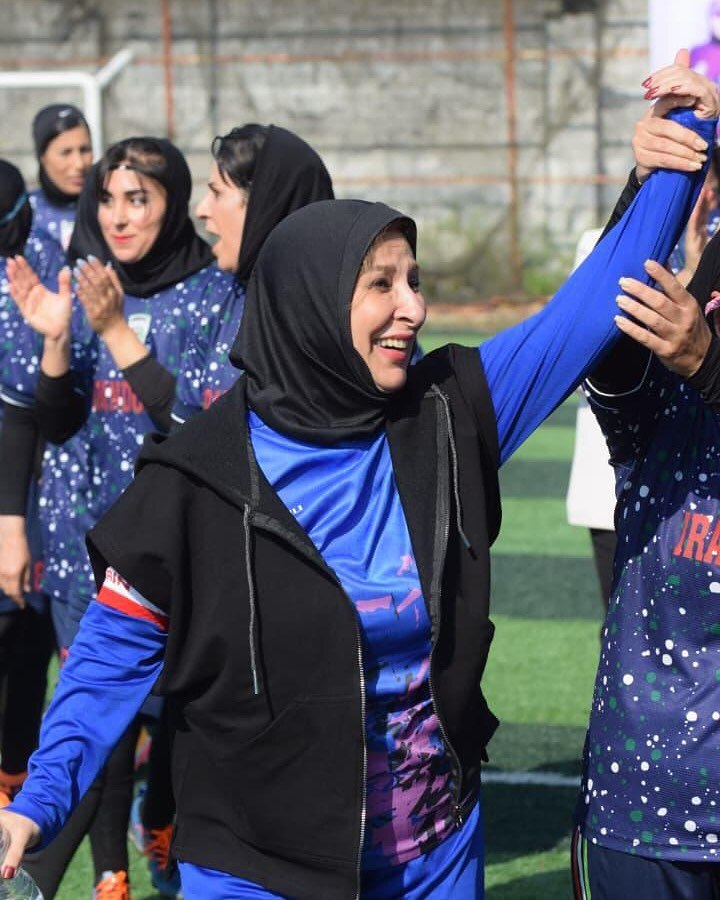 مرجانه گلچین کاپیتان فوتبال شد! + عکس مرجانه گلچین کاپیتان فوتبال شد! + عکس