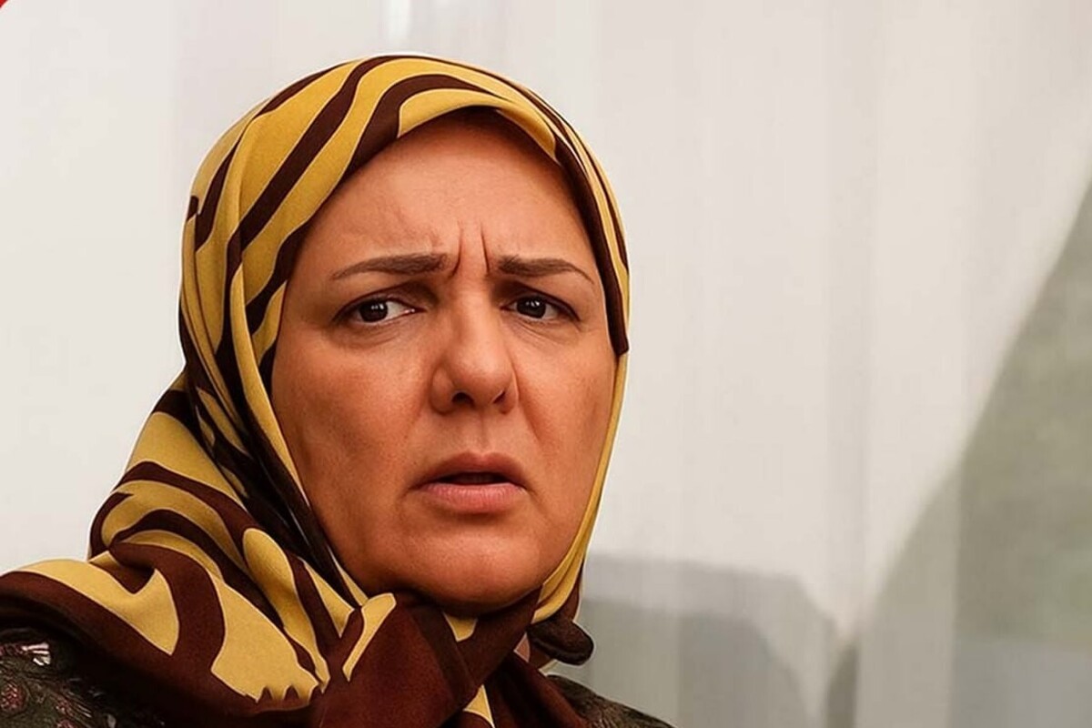 زویا امامی، بازیگر باسابقه تئاتر و تلویزیون، پس از سال‌ها فعالیت در عرصهٔ هنر و تحمل غم از دست دادن فرزند، روز ۱۵ آبان‌ماه بر اثر ایست قلبی درگذشت.