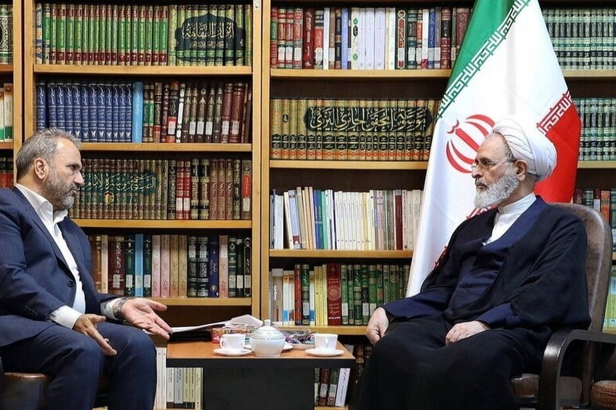 مدیر حوزه‌های علمیه با تاکید بر ضرورت راهبری فرهنگی، شناسایی نخبگان مهاجر و حفظ انسجام اجتماعی در مدیریت پدیده مهاجرت گفت: تصمیم‌گیری در حوزه مهاجرت باید با خرد جمعی، عزم ملی و نگاه اخلاقی همراه باشد تا شأن انقلاب اسلامی حفظ شود.