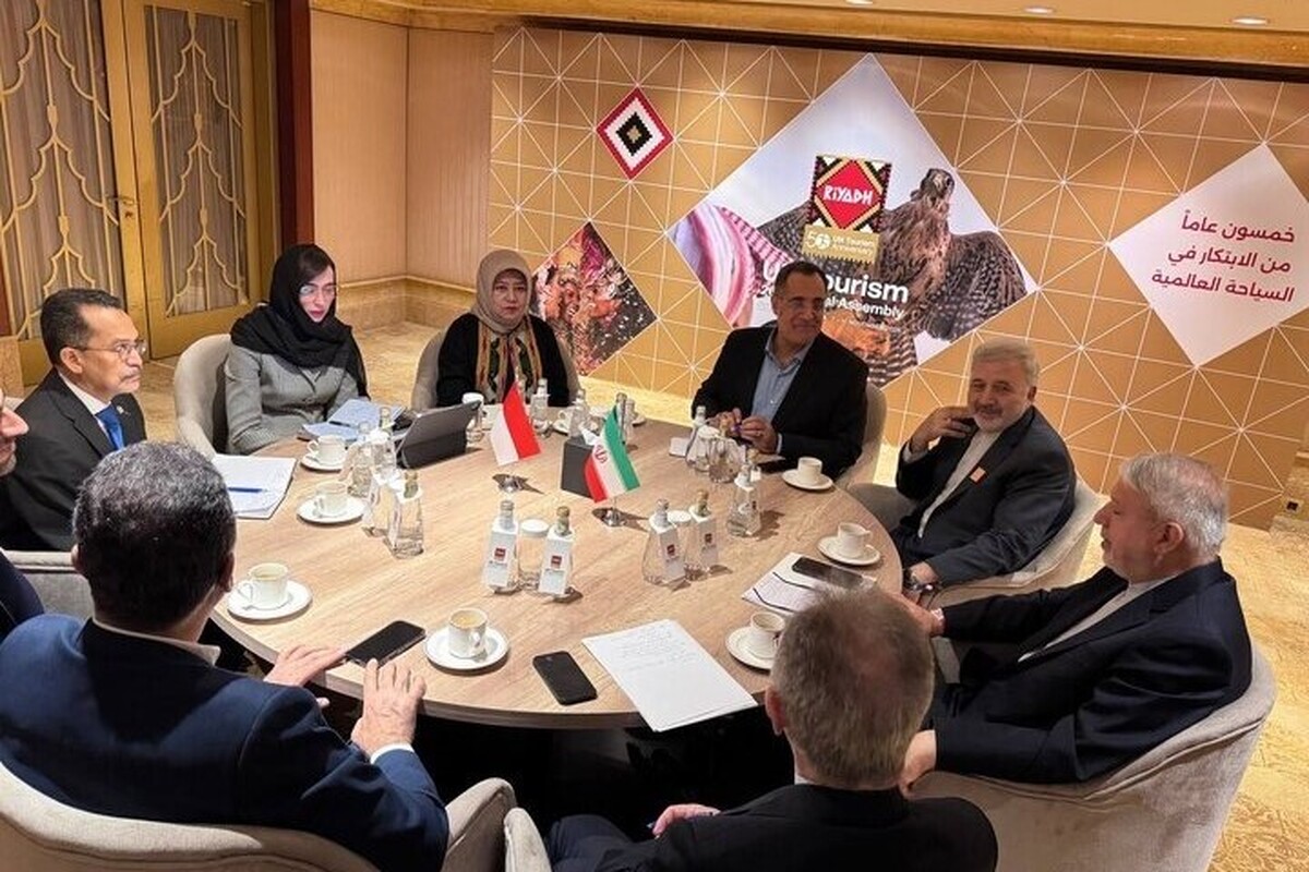 وزیر میراث‌فرهنگی گفت:سالانه بیش از دو میلیون گردشگر چینی می‌توانند به ایران سفر کنند؛ عددی راهبردی که می‌تواند تحولی بزرگ در صنعت گردشگری کشور رقم بزند.