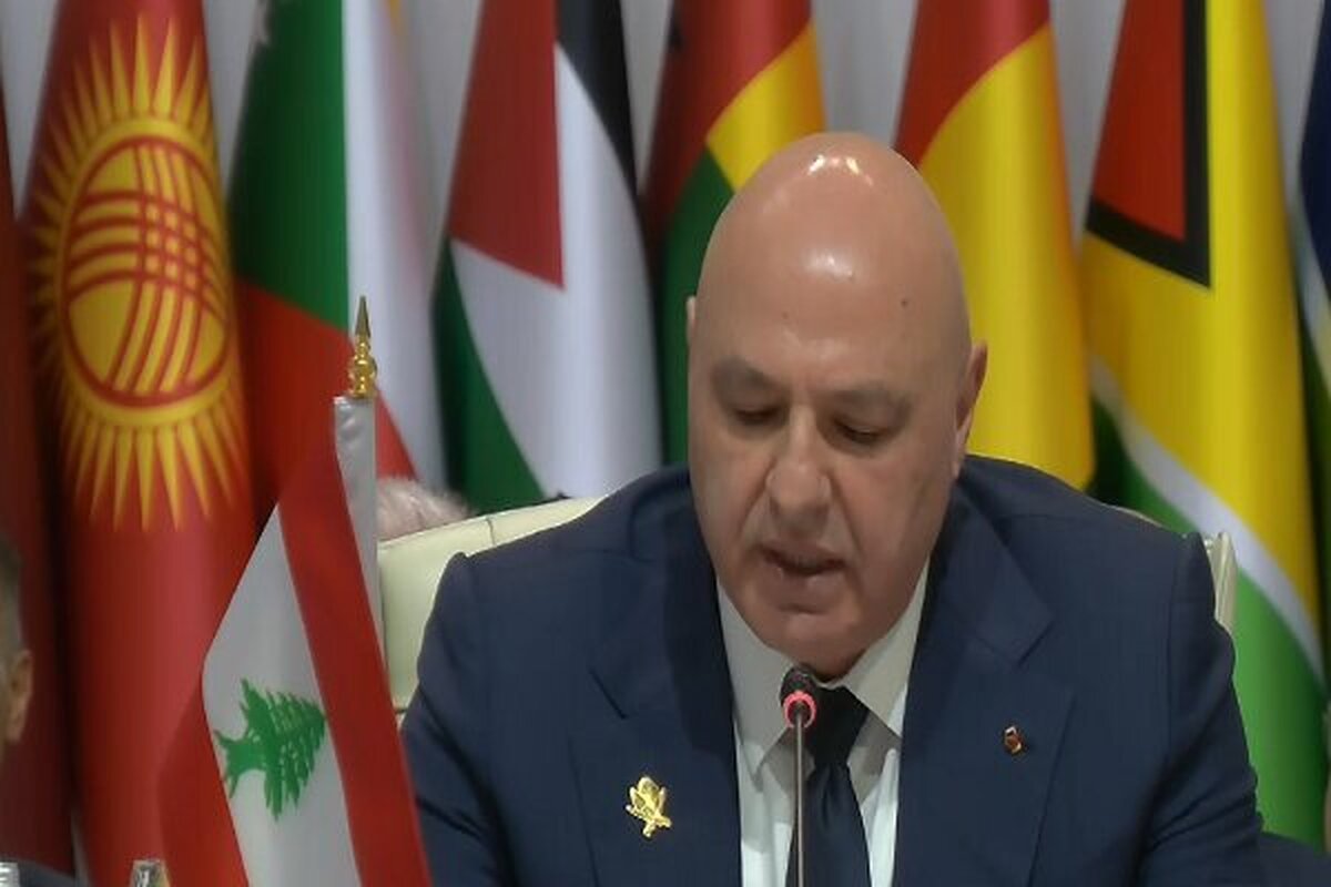 رئیس‌جمهور لبنان در دیدار با یک هیئت آمریکایی گفت که مذاکره منوط به توقف دشمنی‌ها و برقراری ثبات در جنوب است.