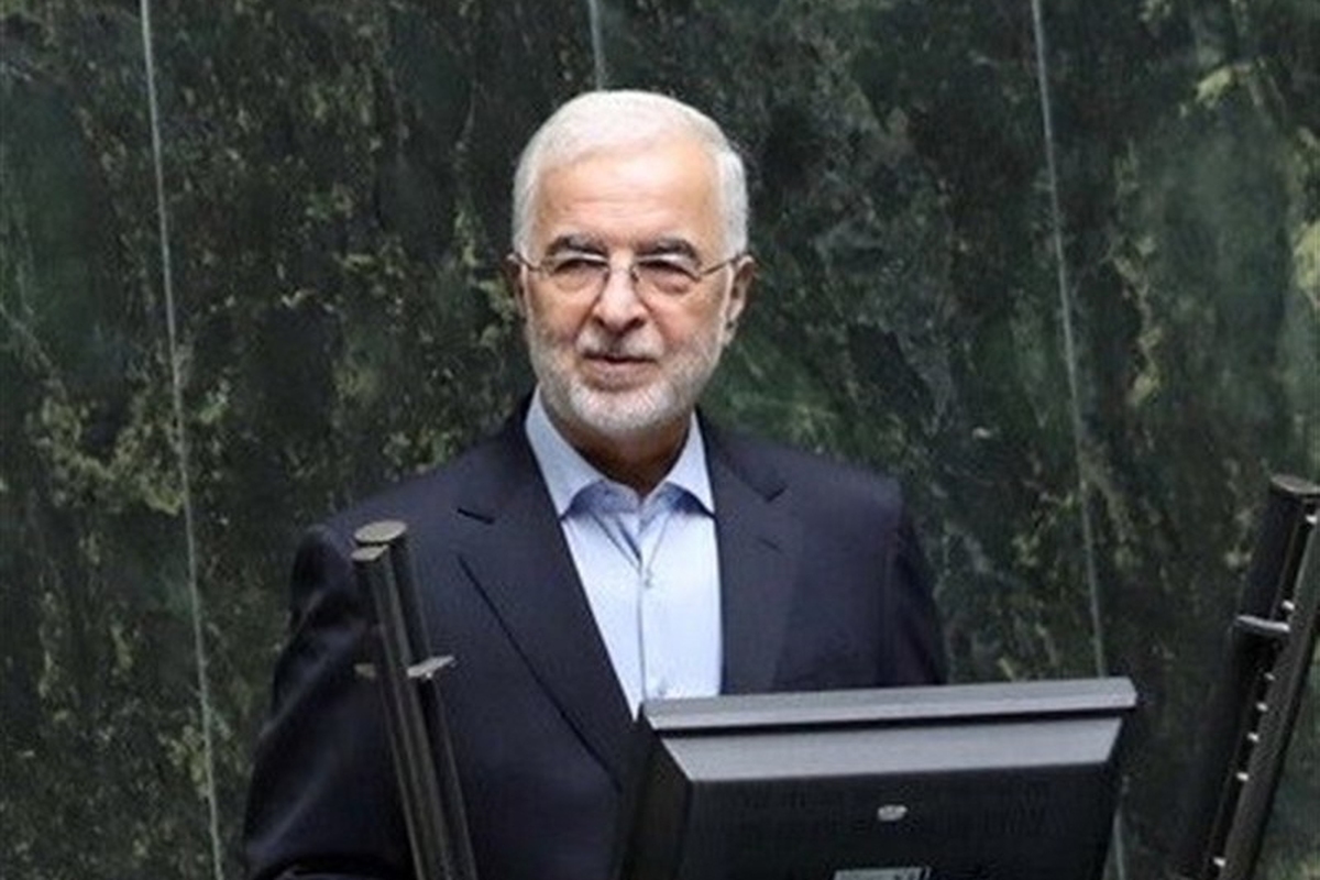 اسکندر مؤمنی، وزیر کشور، گفت: بیش از یک‌ میلیون و ۴۰۰ هزار تبعه خارجی به‌صورت داوطلبانه به کشور خود بازگشتند. ثبت‌نام دانش‌آموزان اتباع نیز با تمهیدات قانونی انجام شد.