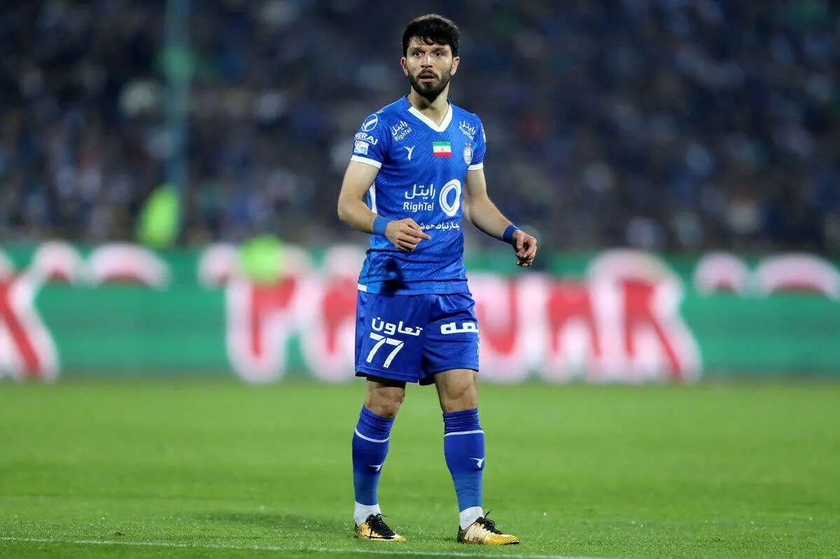 ماشاریپوف تنهابازیکنی است که می‌تواند در نیم‌فصل دوم به لیست استقلال اضافه شود چراکه قبل از بسته‌شدن پنجره نقل‌وانتقالات با استقلال قرارداد داشت. البته باید یکی از بازیکنان خارجی از استقلال کنار گذاشته شود.